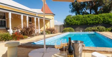 Home Of Plenty Villa 5 Norfolk Property Management